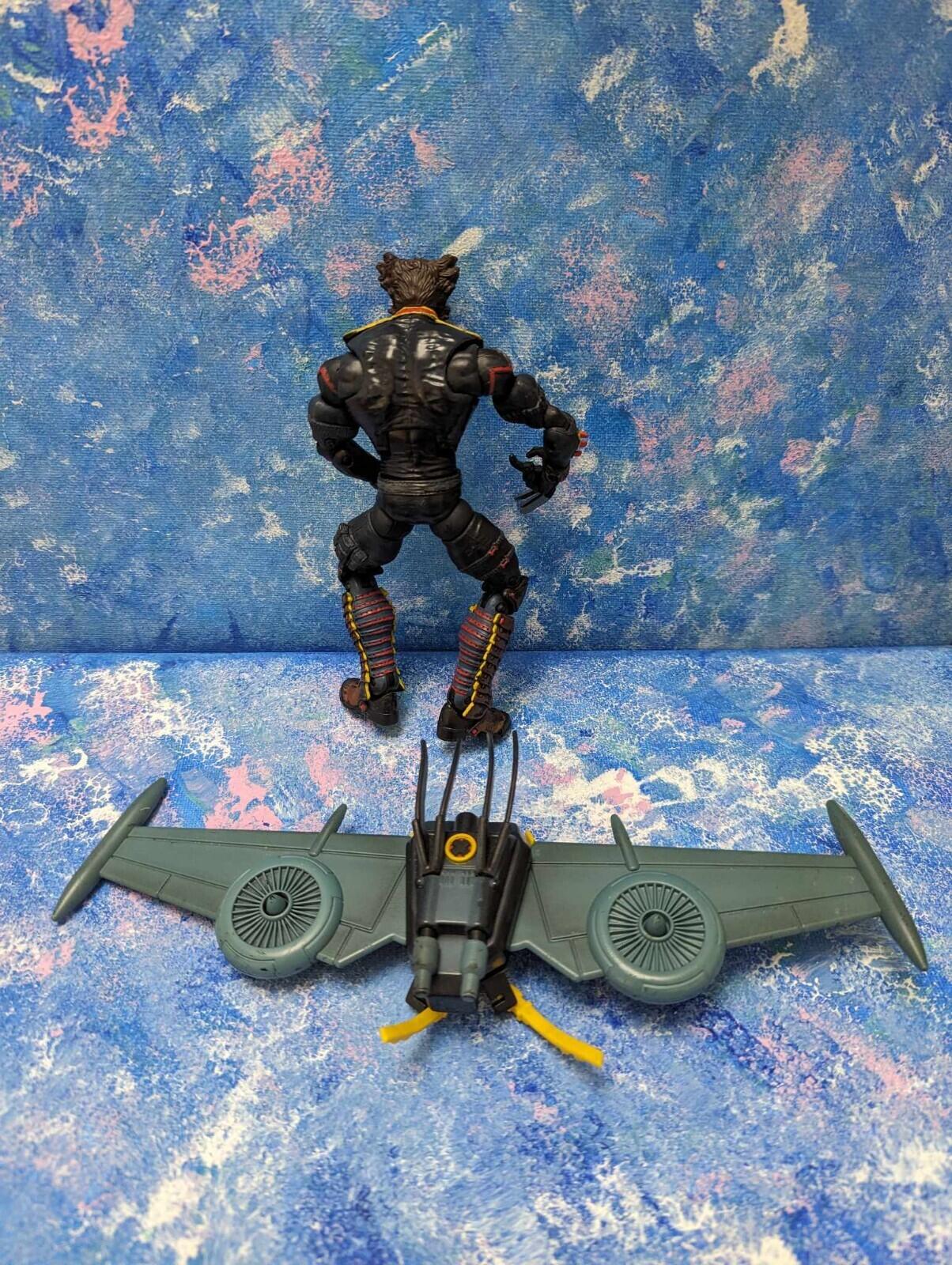 X-Men Super Poseable Air Strike Wolverine Figure, 2006, Toy Biz, Includes Wings