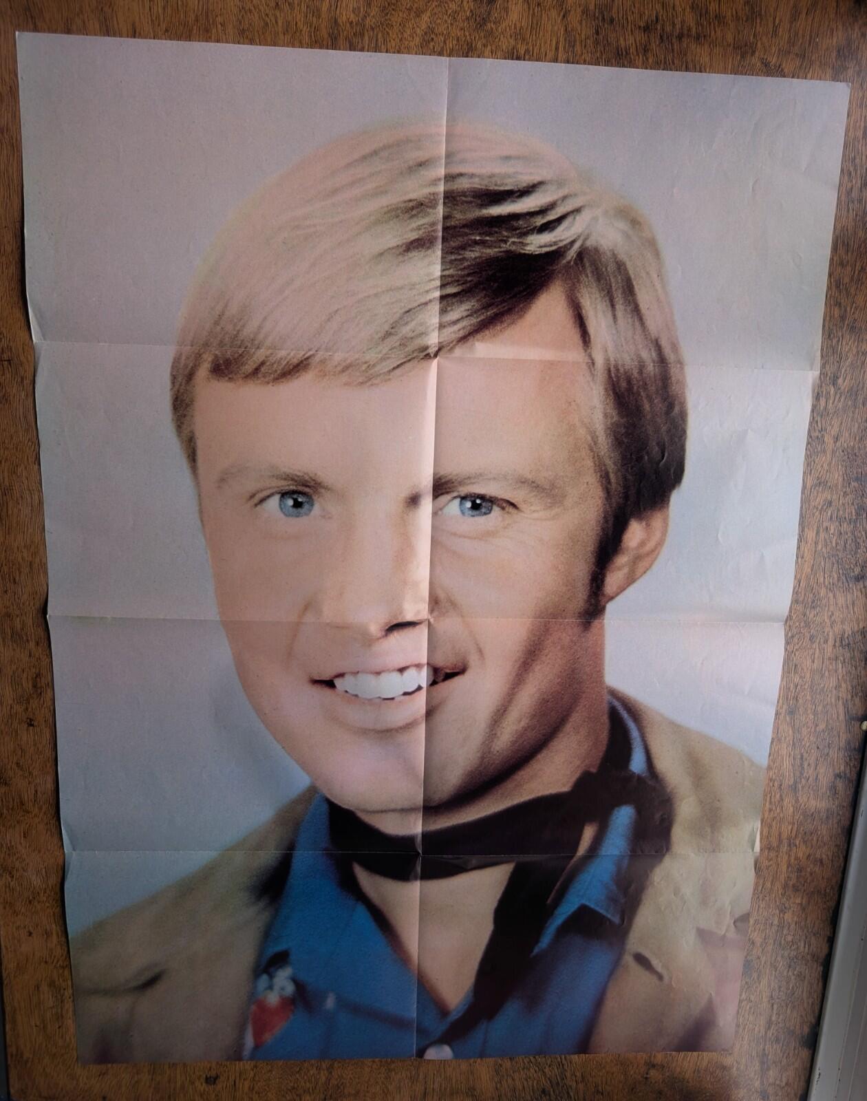 Jon Voight Fold-Out Poster Magazine - 2' x 3' Poster