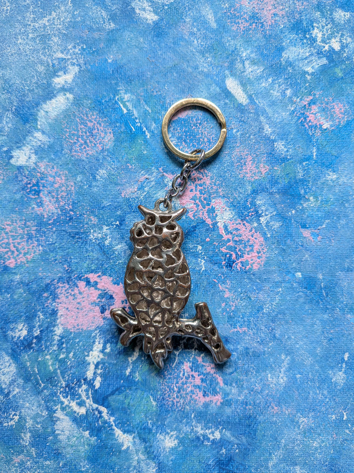 Vintage 00's/Y2K Style Metal Rhinestone Owl Keyring