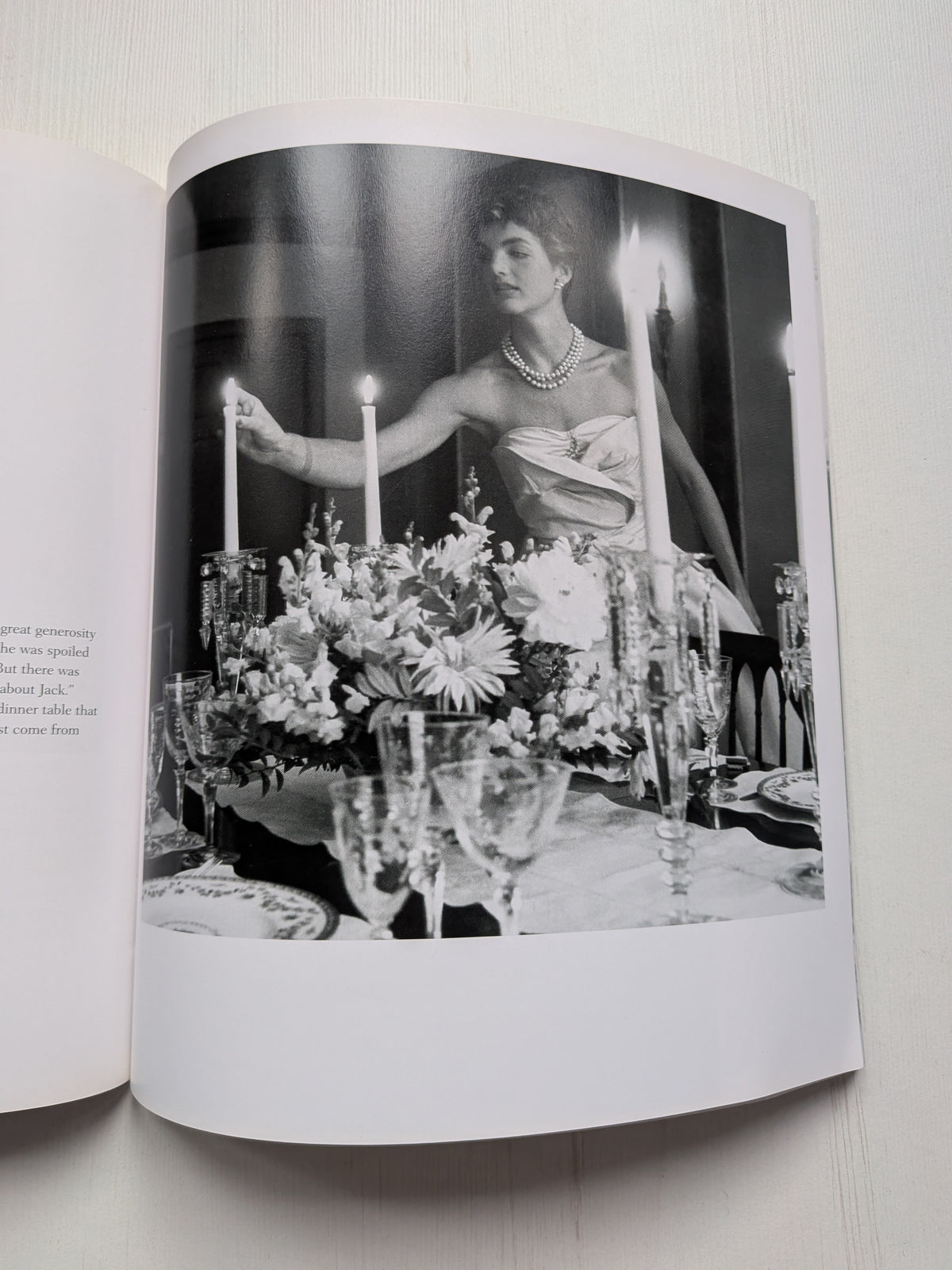 Camelot at Dawn: Jacqueline and John Kennedy in Georgetown, May 1954 - 2001
