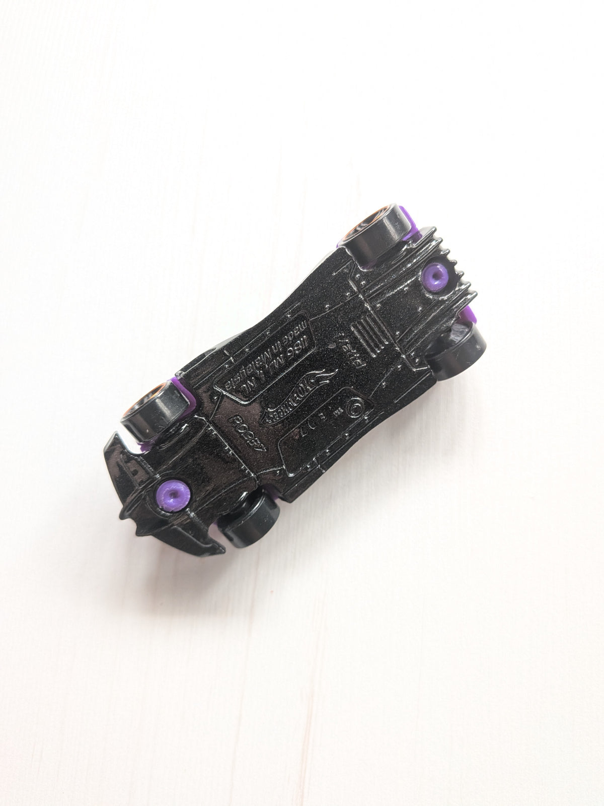 Hot Wheels Formula Street Die-Cast Purple Racing Car RO937 - 2012