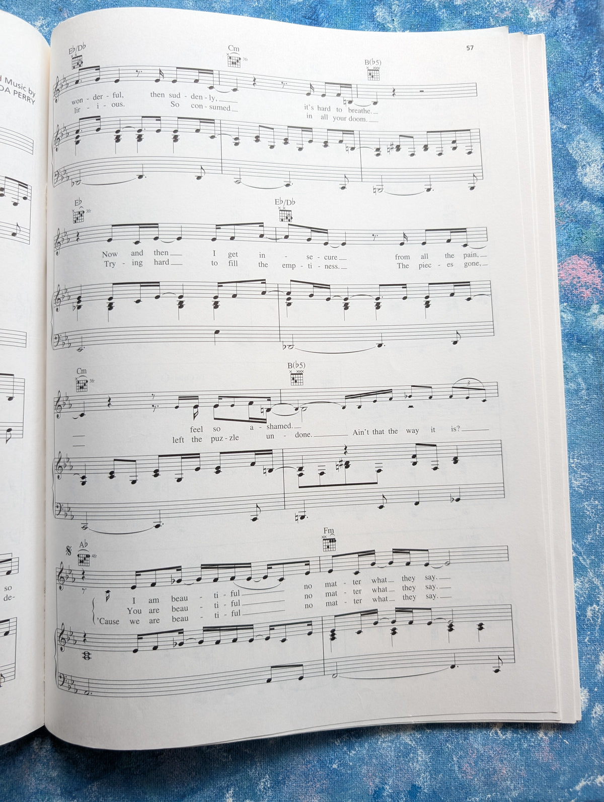 Christina Aguilera - Stripped Piano/Vocal/Guitar Sheet Music Book - Hal Leonard
