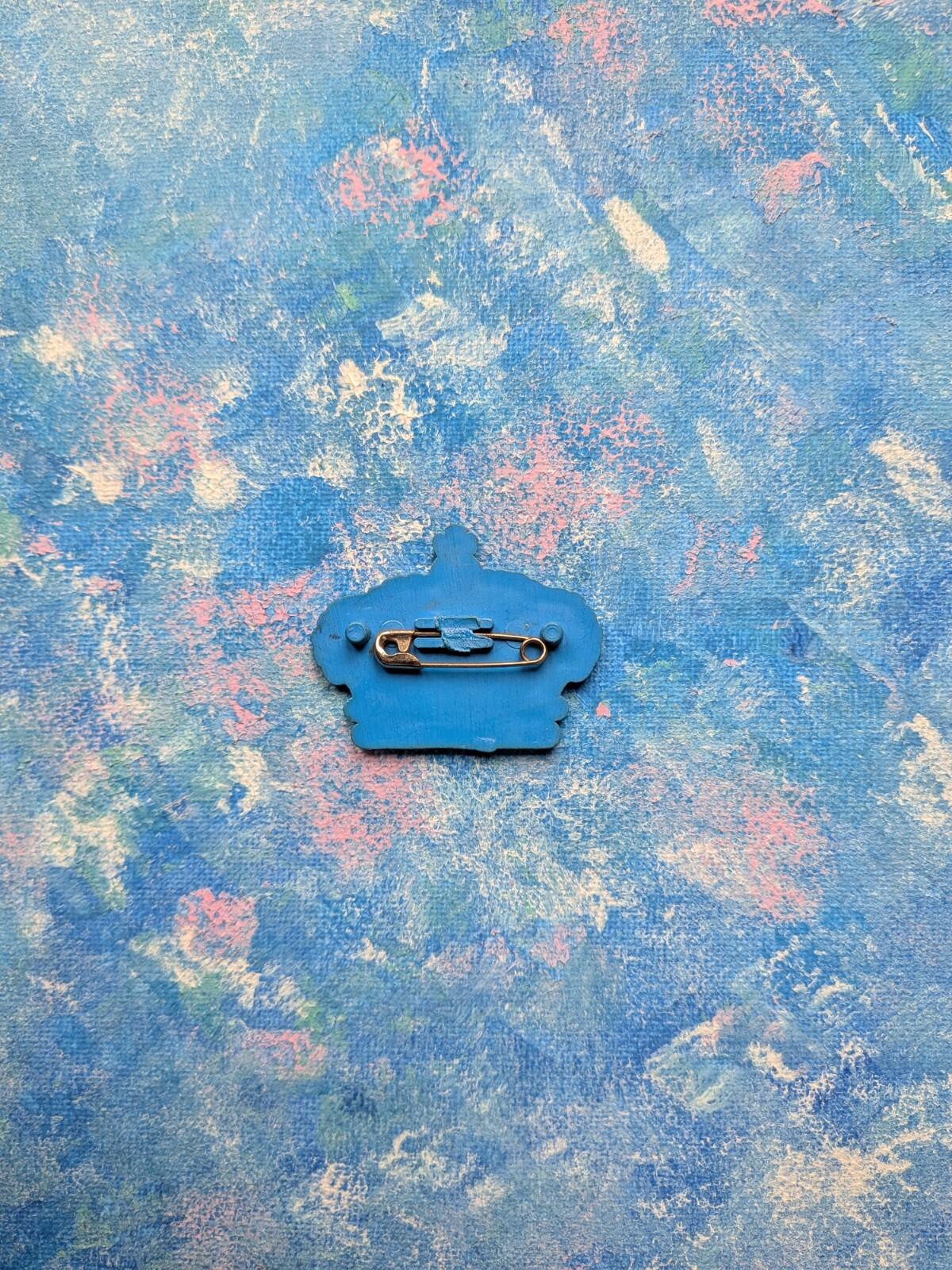 Vintage Charles & Diana Royal Wedding Souvenir Crown-Shaped Plastic Badge - 1981