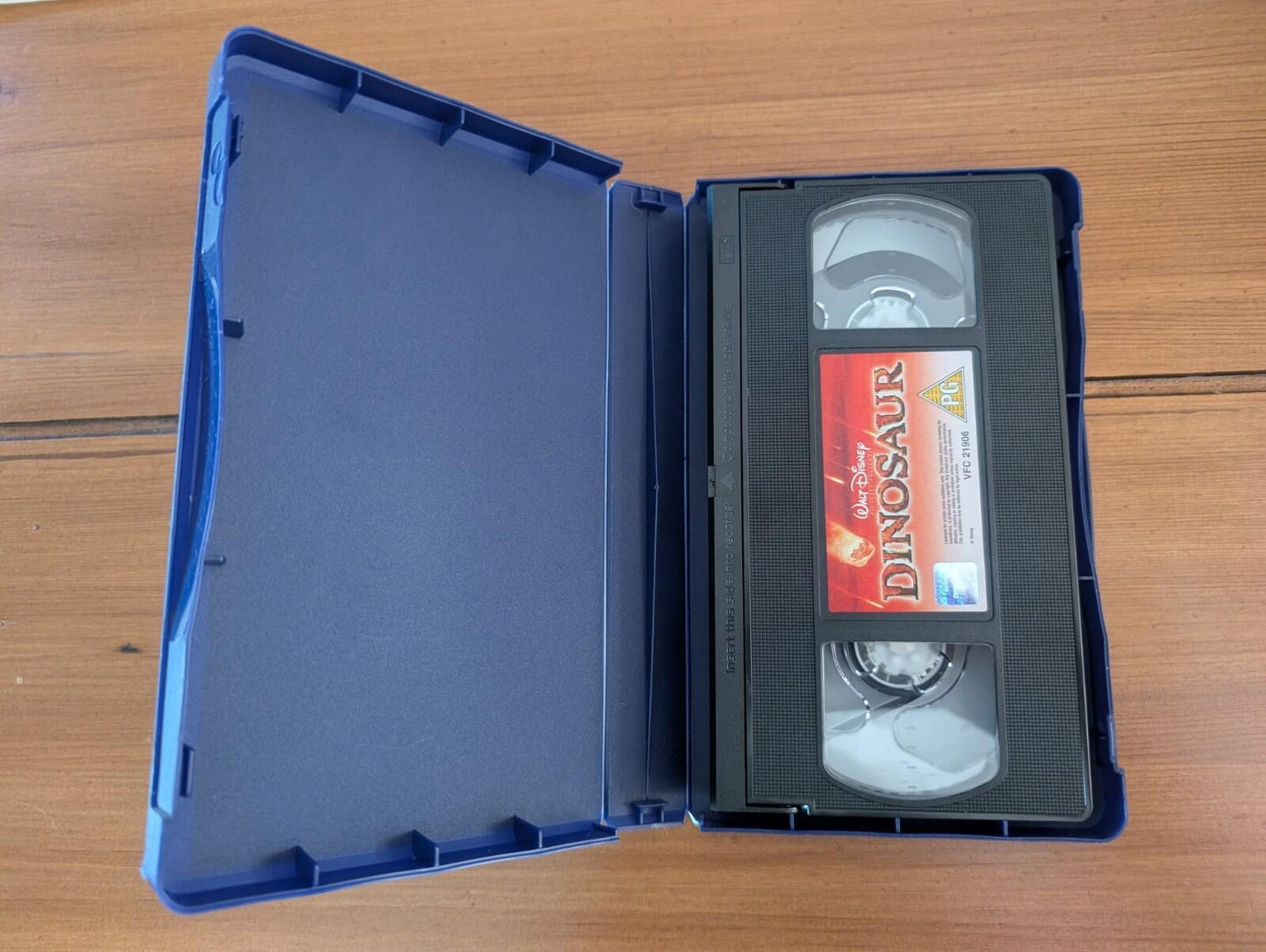 Dinosaur - 2001 - Disney VHS Video Tape