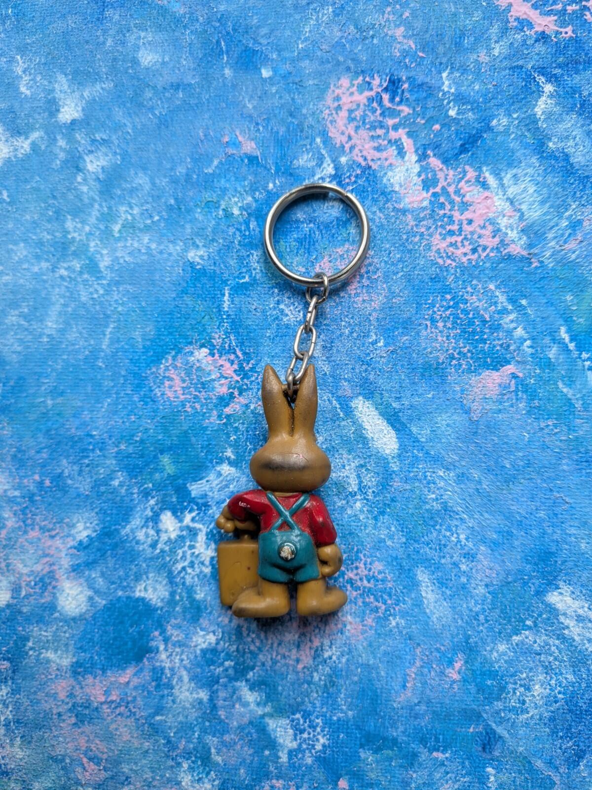 Vintage/Retro Valiant Rabbit German Novelty Keyring/Keychain