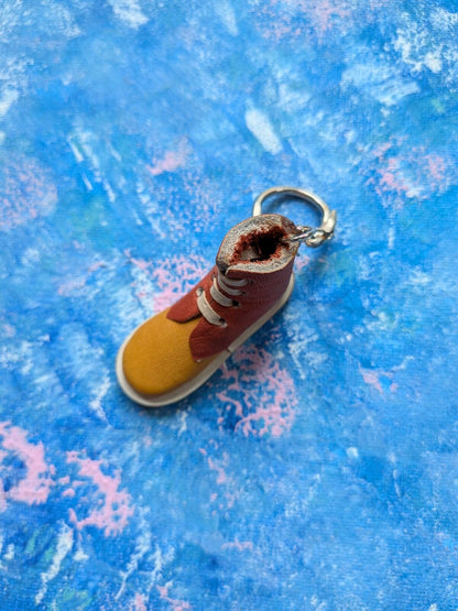Vintage Red/Yellow Miniature Shoe Retro-Style Novelty Keyring/Keychain