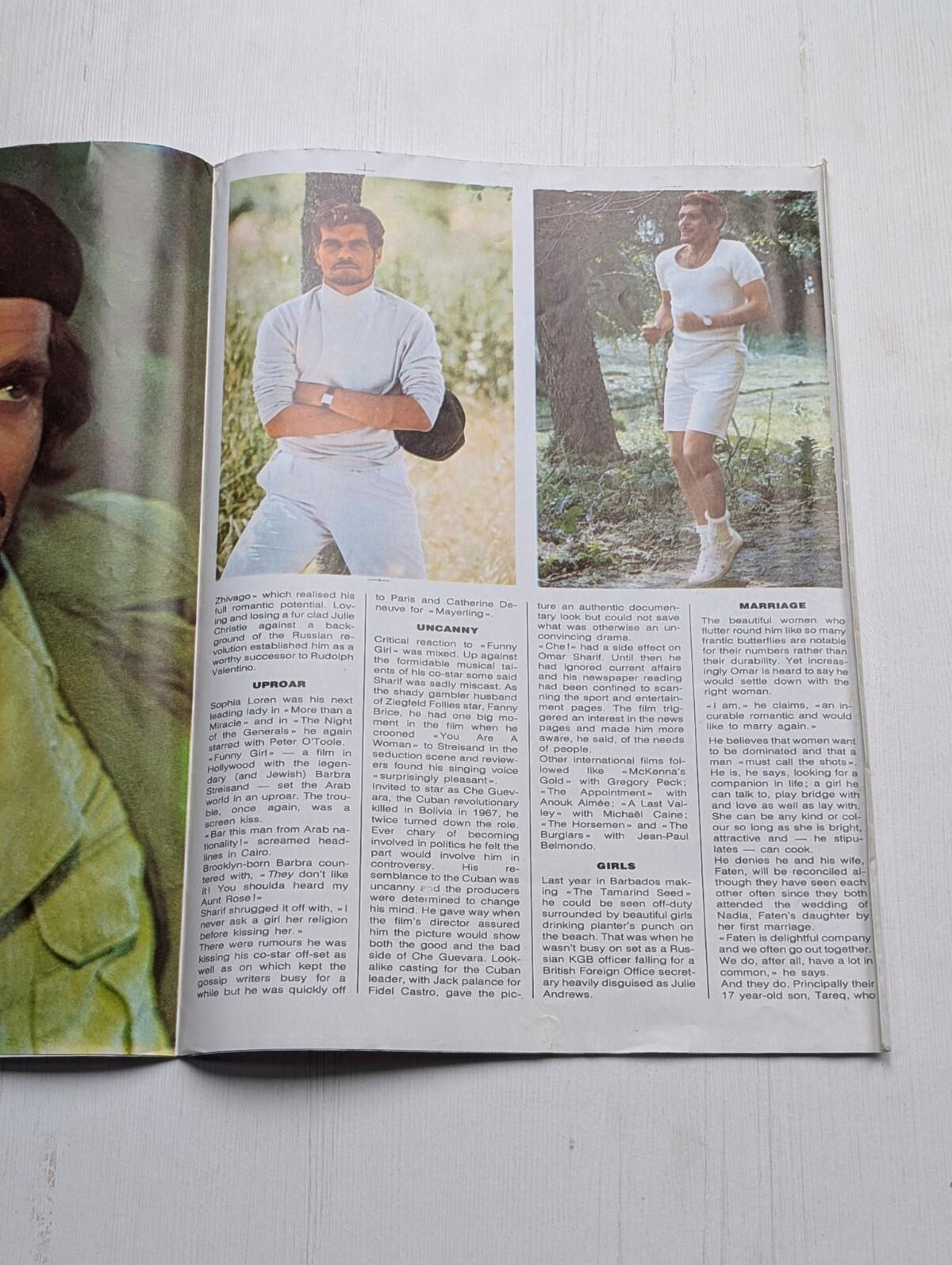 Fold-Out Poster Magazine No. 1 of 6 - Omar Sharif - 1974