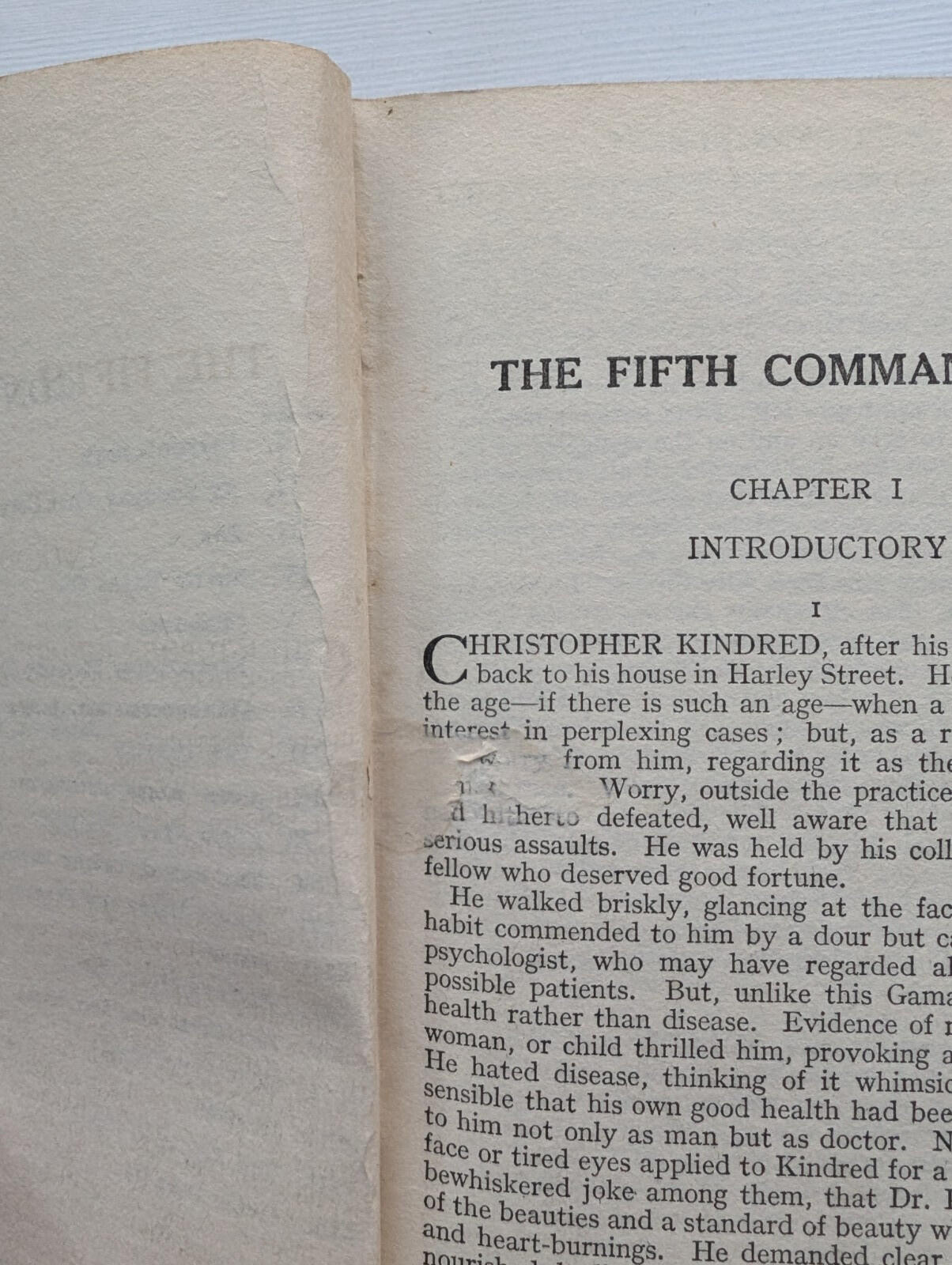 The Fifth Commandment by Horace Annesley Vachell - Hutchinson & Co Ltd