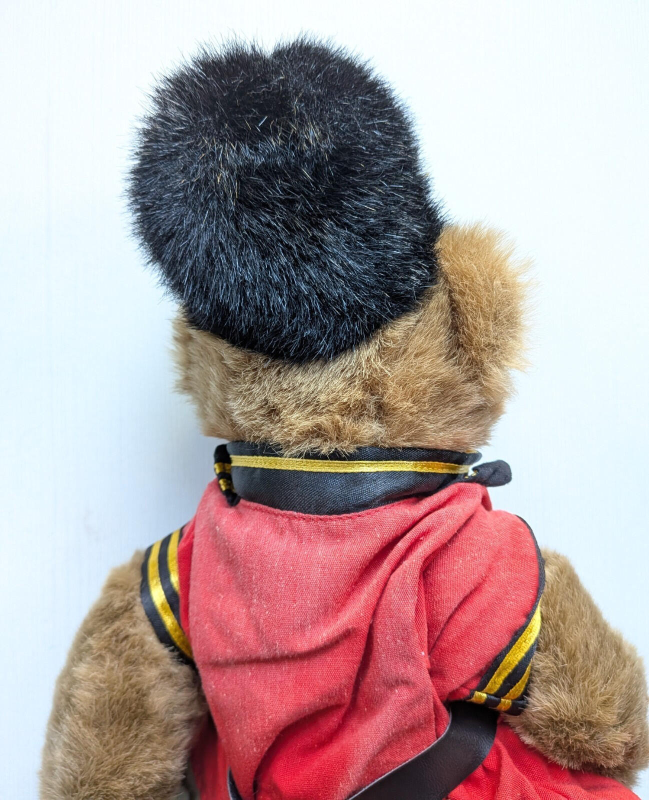 Ty Attic Treasures Malcolm Queen's Guard Soldier Bear - 1993 - Includes Tag