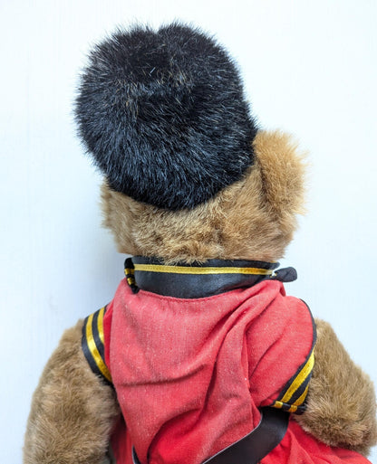 Ty Attic Treasures Malcolm Queen's Guard Soldier Bear - 1993 - Includes Tag
