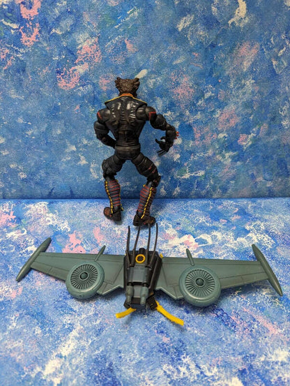 X-Men Super Poseable Air Strike Wolverine Figure, 2006, Toy Biz, Includes Wings