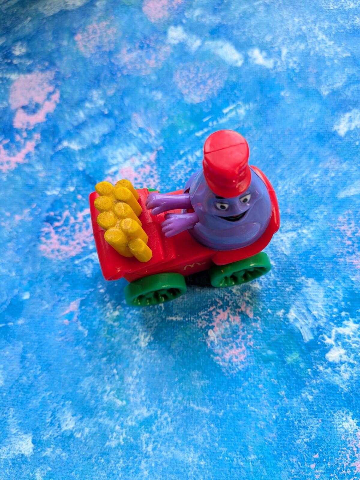 Happy Meal Circus Parade Grimace Toy - 1989 - McDonalds