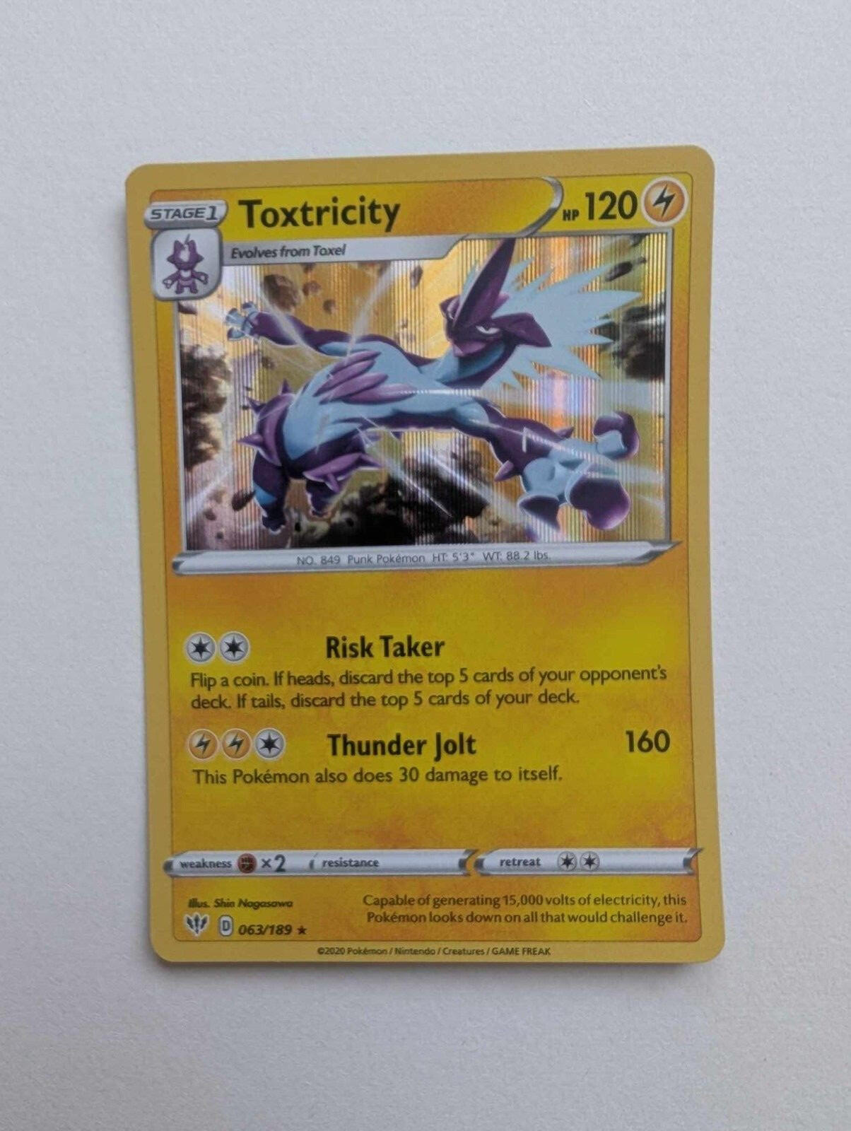 Toxtricity 063/189 Holo - 2020, Sword and Shield: Darkness Ablaze