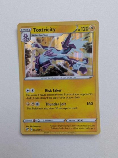 Toxtricity 063/189 Holo - 2020, Sword and Shield: Darkness Ablaze