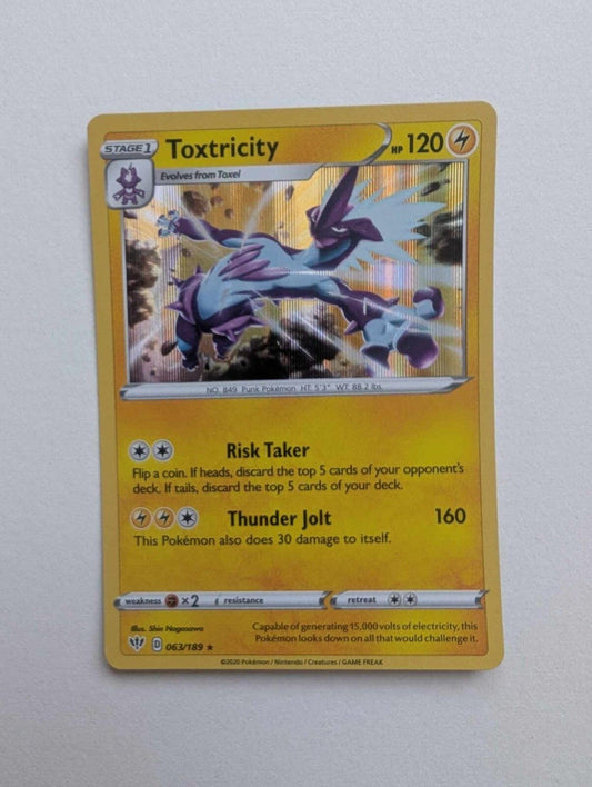 Toxtricity 063/189 Holo - 2020, Sword and Shield: Darkness Ablaze