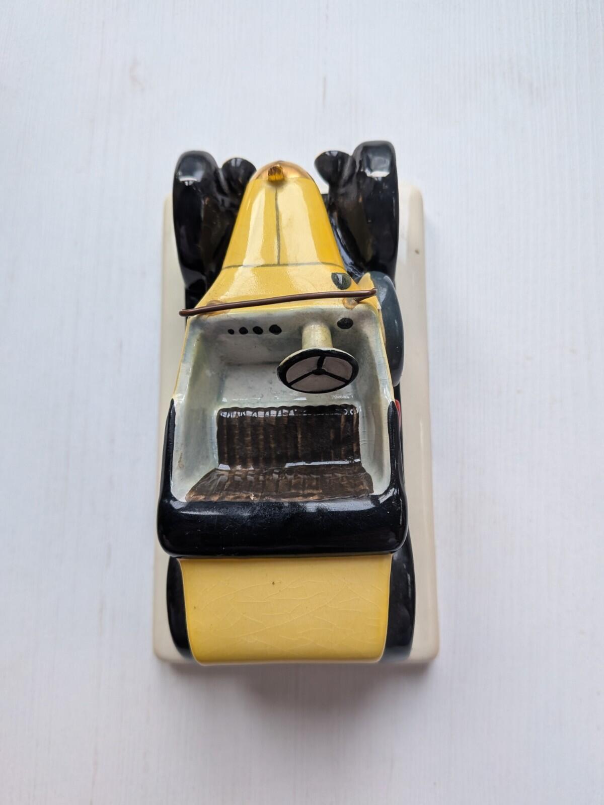 Ceramic Bull-Nose British Leyland Morris Minor Car - Carlton Ware