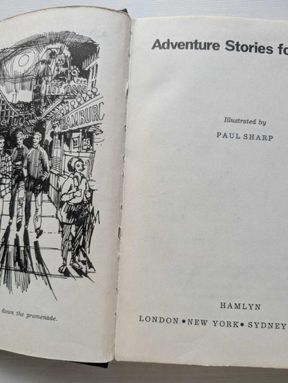 Adventure Stories For Boys - 1975 - Hamlyn