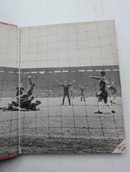 All Stars Football Book No. 10 - 1970 - World Distributors