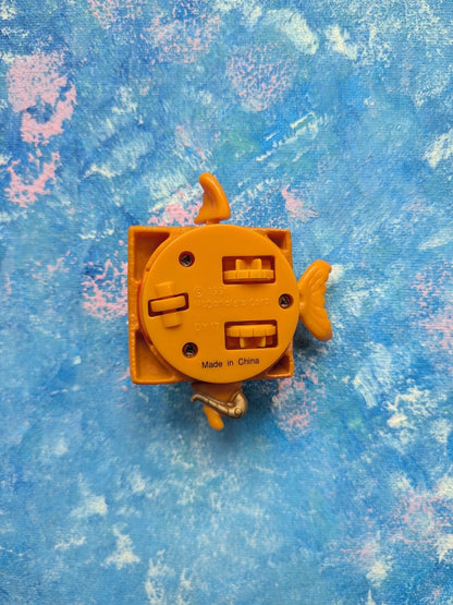 McDonald's McRockin' Foods Fillet-O-Fish Wind-Up Happy Meal Toy - 1991