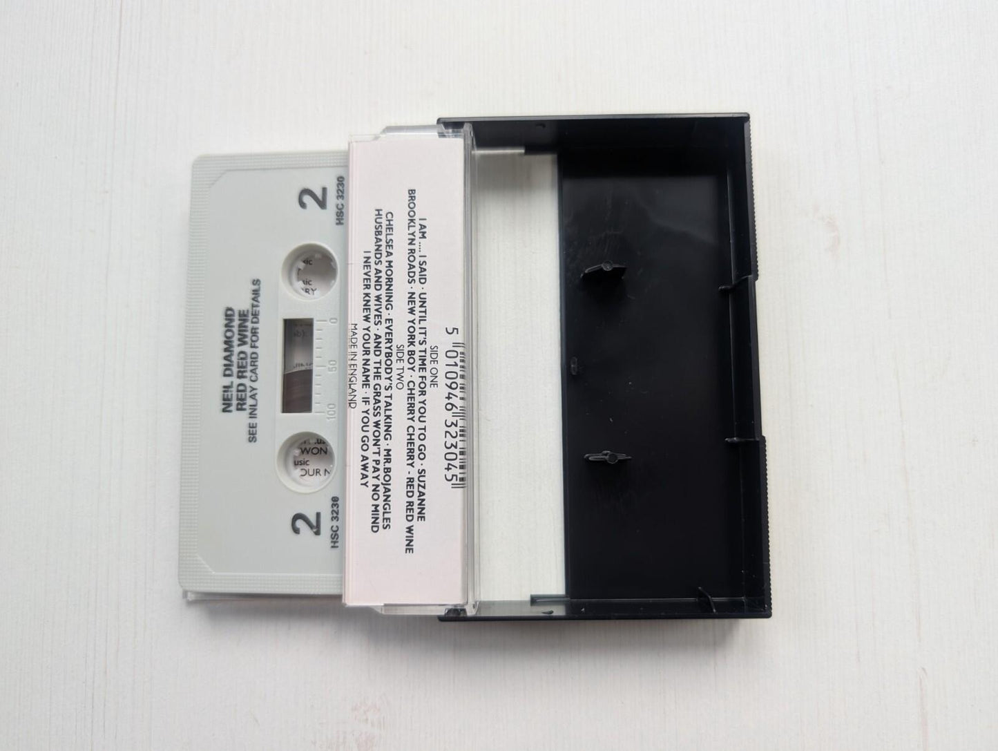 Neil Diamond - Red Red Wine - 1988 - MCA Cassette Tape