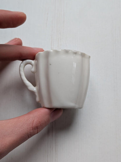 Vintage Gemma Crested War Miniature Mug - Northumbria Crest