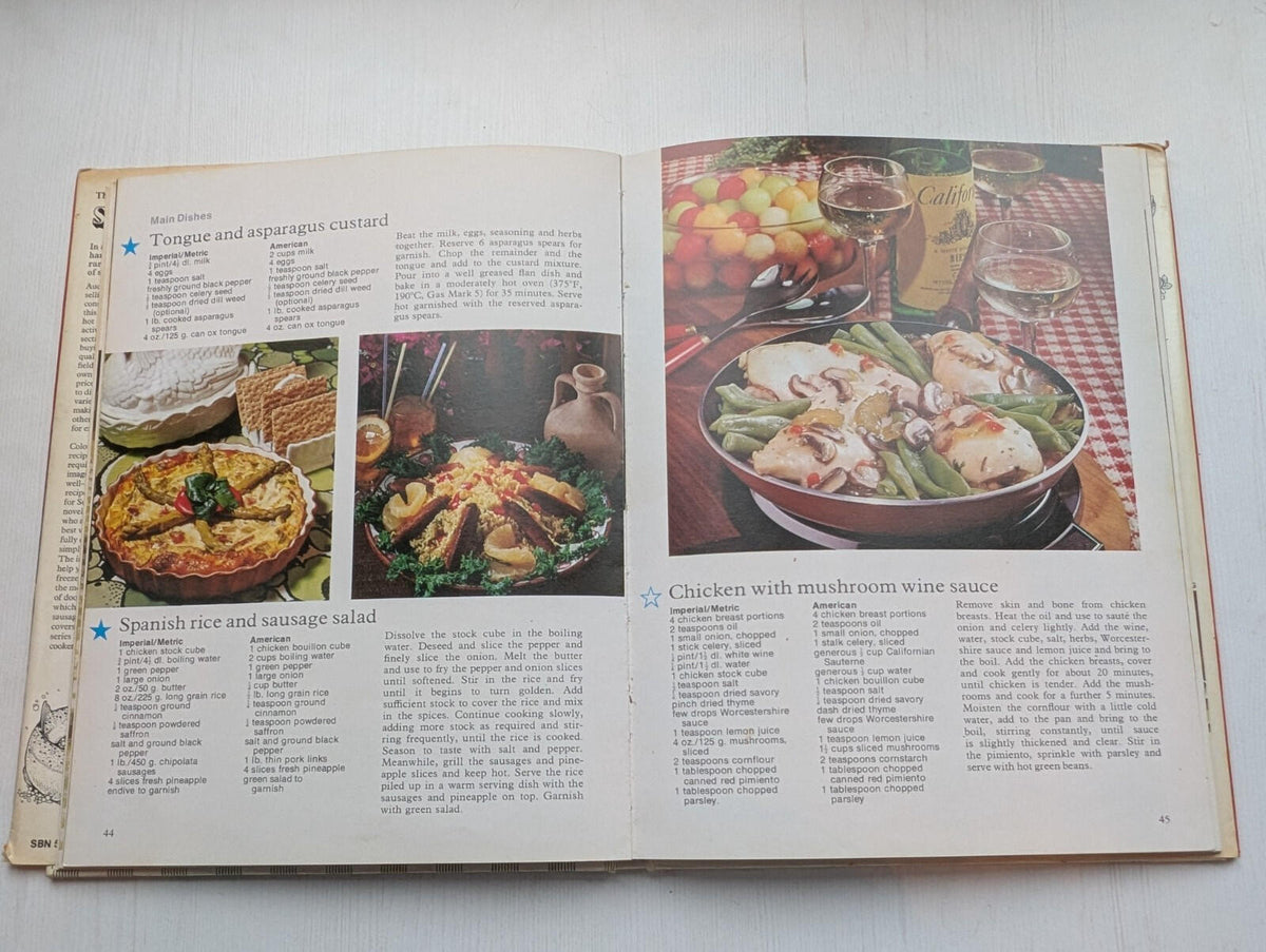 Four Seasons Cookery Books: Summer by Audrey Ellis - 1976 - Purnell & Sons Ltd