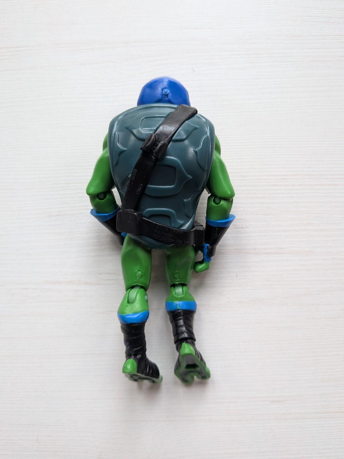 Rise of the Teenage Mutant Ninja Turtles - Leonardo Shell Hog Driver Figure 2018