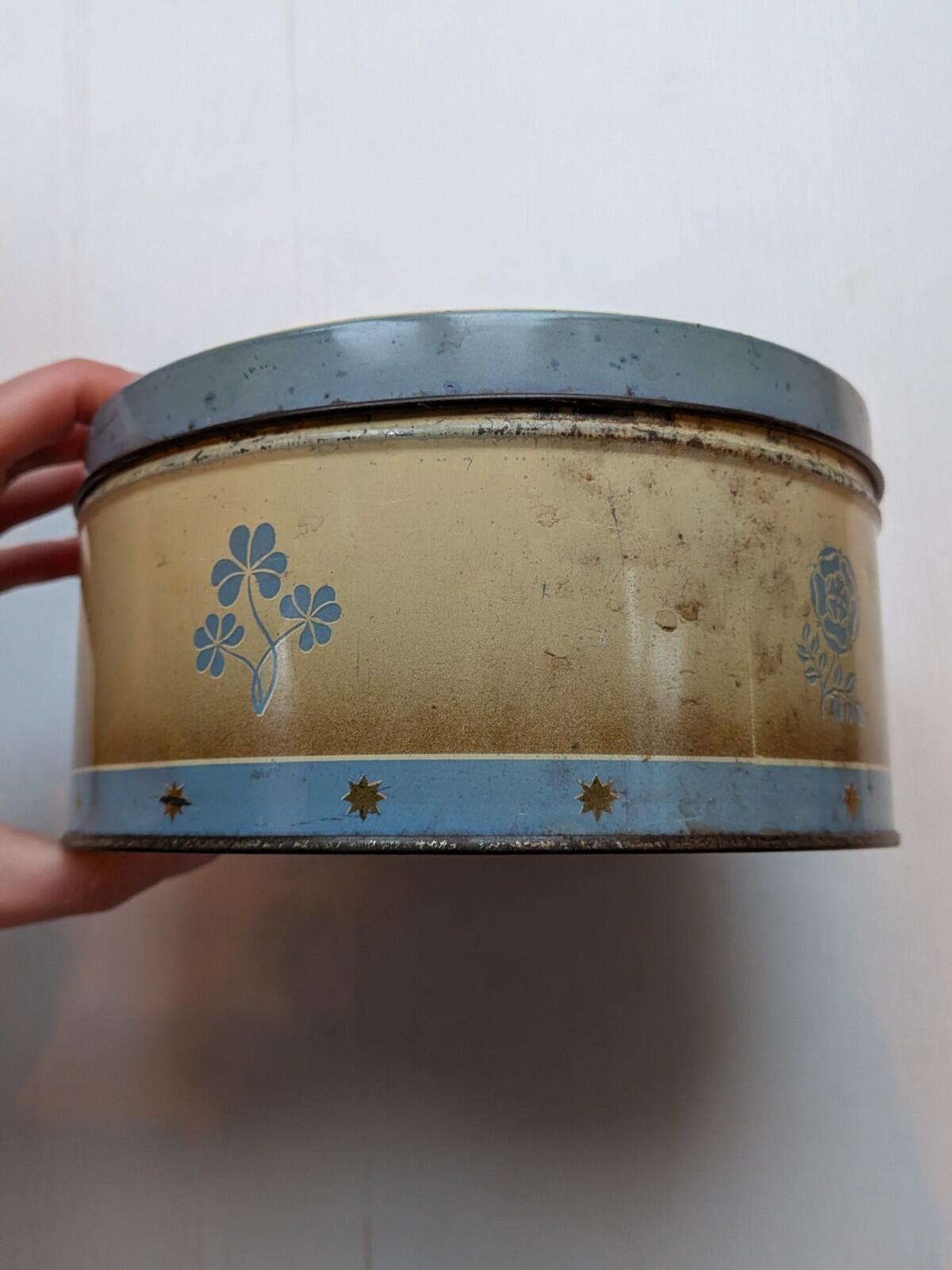 Queen Elizabeth II Coronation Souvenir Biscuit Tin (Empty) - 1953