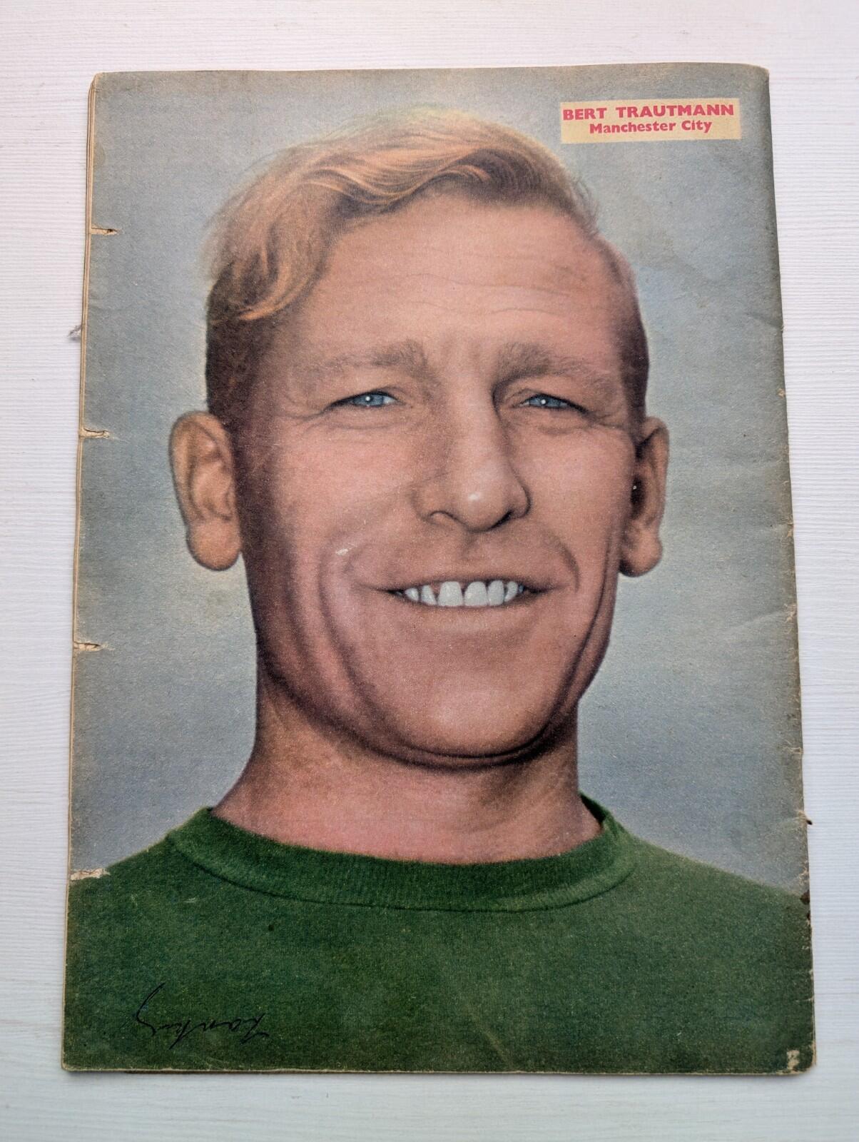 Charles Buchan's Football Monthly November 1959 - Len White Newcastle UTD Cover