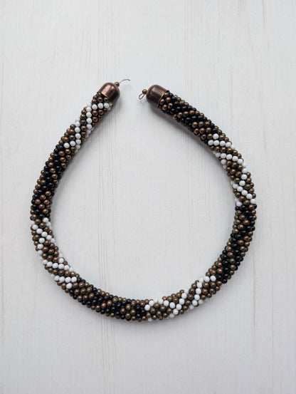 Black/Brown/White Chunky Beaded Beach/Summer-Style Necklace