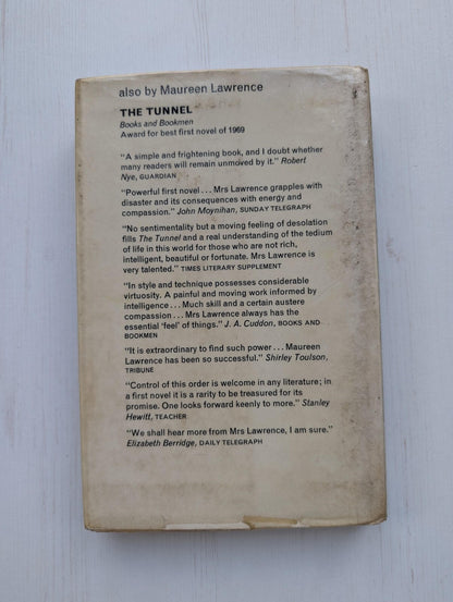 Shadow On the Wall by Maureen Lawrence - 1972 - Victor Gollancz Ltd
