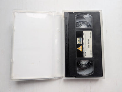 Men In Black - 1997 - Columbia Tristar VHS Video Tape