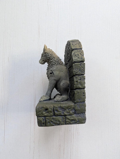 Game of Thrones Miniature Direwolf Statue - 2015 - HBO