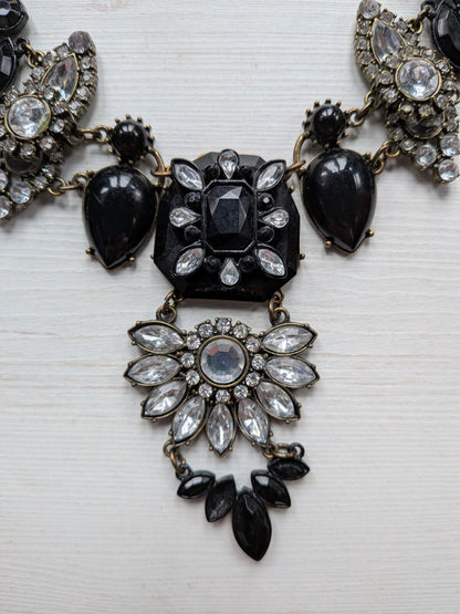 Vintage-Style Black/Clear Rhinestone Bib/Chunky Collar Statement Necklace