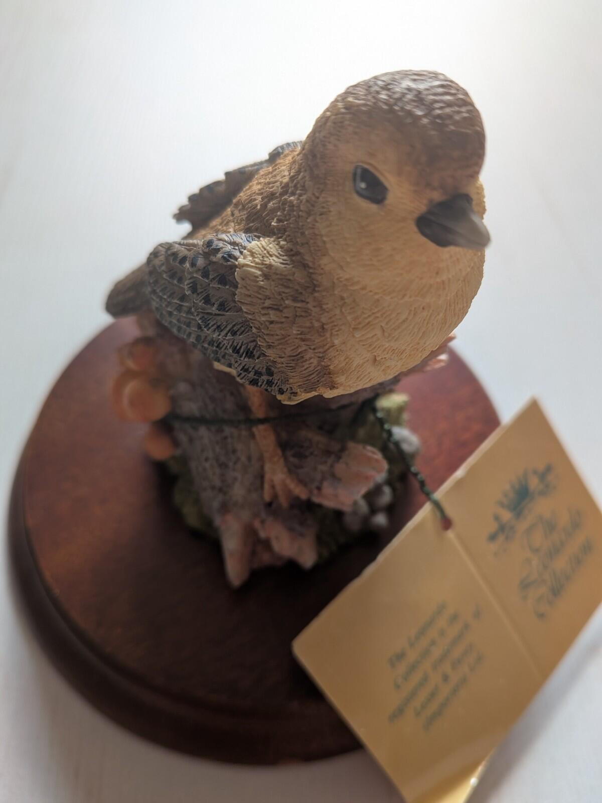 The Leonardo Collection Sparrow on Wooden Base Figurine - 1994 - Includes Box