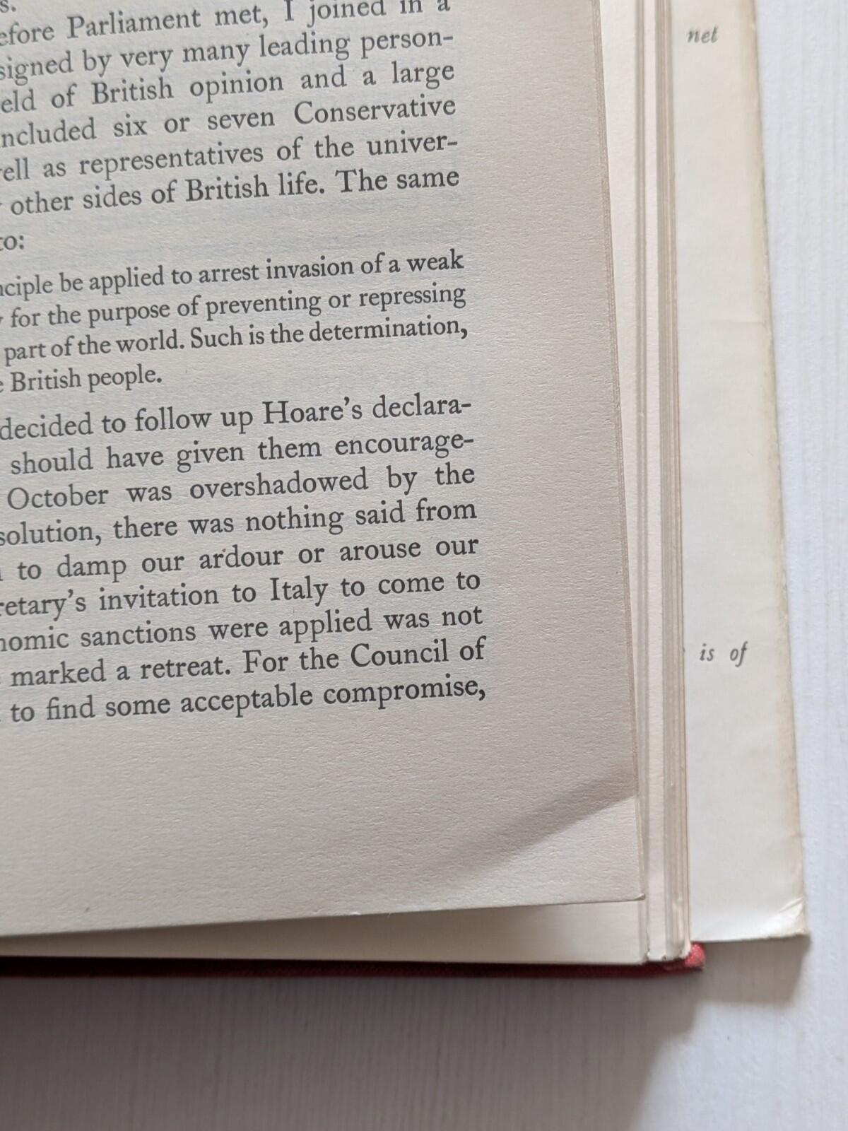 Winds of Change 1914-1939 by Harold Macmillan - 1966 - Macmillan & Co Ltd