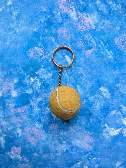 Vintage Tennis Ball Retro-Style Novelty Keyring