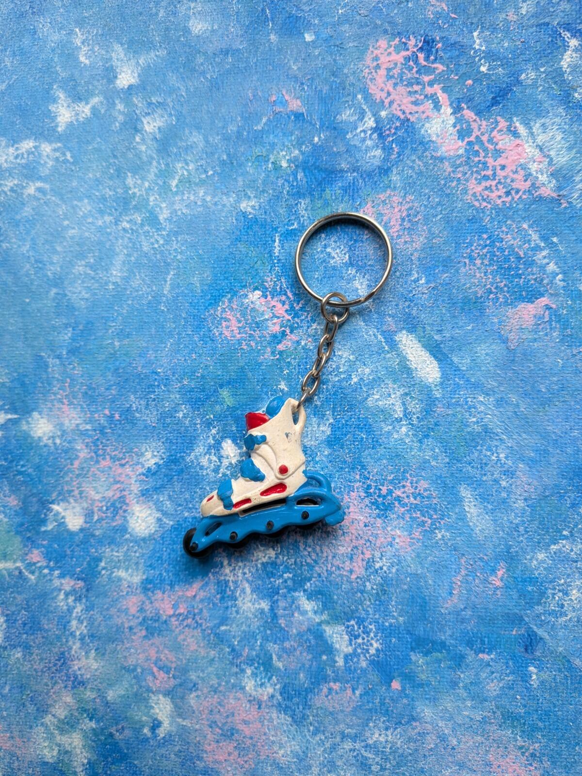 Vintage Retro/80's Style Plastic Rollerskate Keyring/Keychain