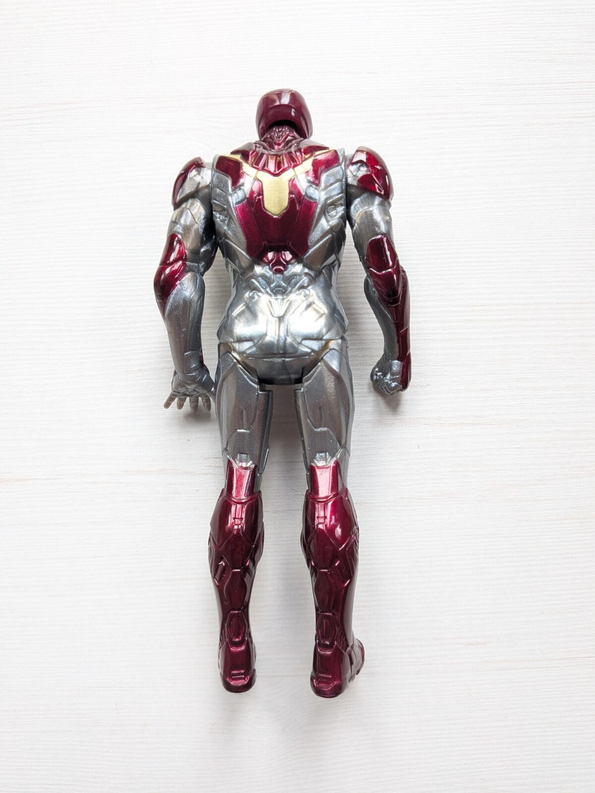 Iron Man Mark 4 Armour Action Figure - 2017 - Hasbro