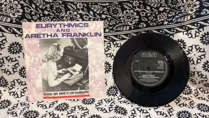 Eurythmics & Aretha Franklin - Sisters Are Doin' It For Themselves 7" Vinyl