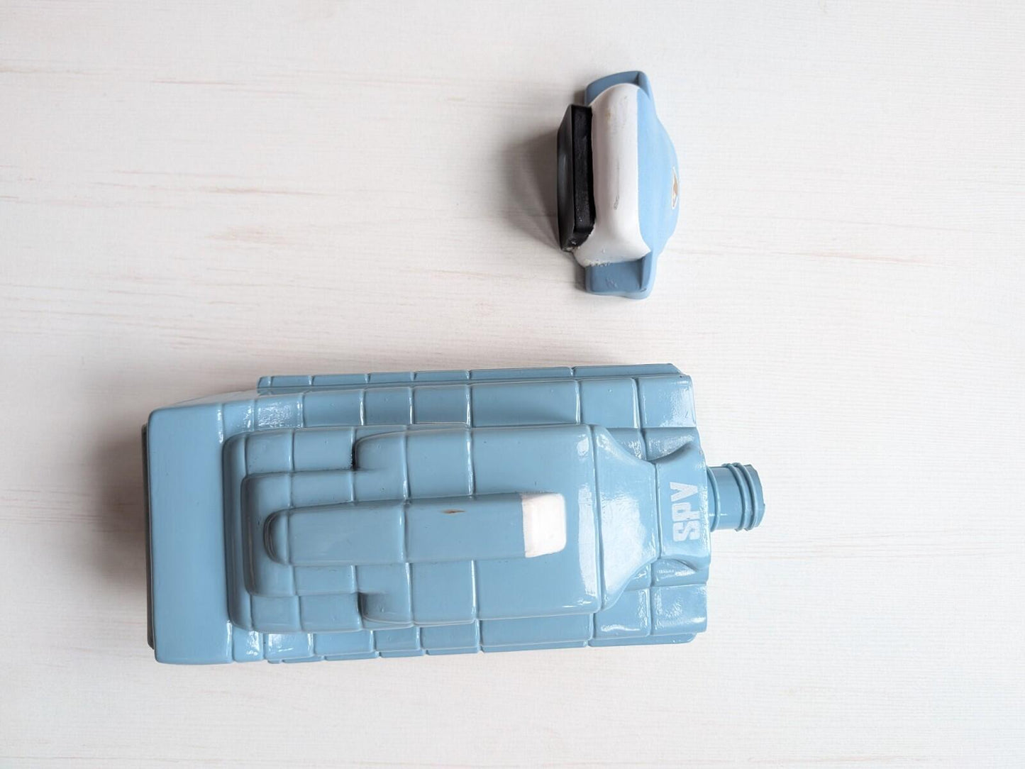Vintage Captain Scarlet SPV Vehicle Bubble Bath Bottle Figure - 1993 - ITC Ent.
