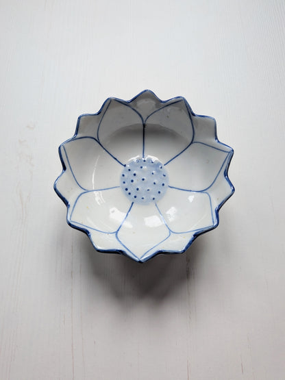 Vintage Lotus-Shaped Ceramic Small Bowl/Trinket Dish - Made in Thailand
