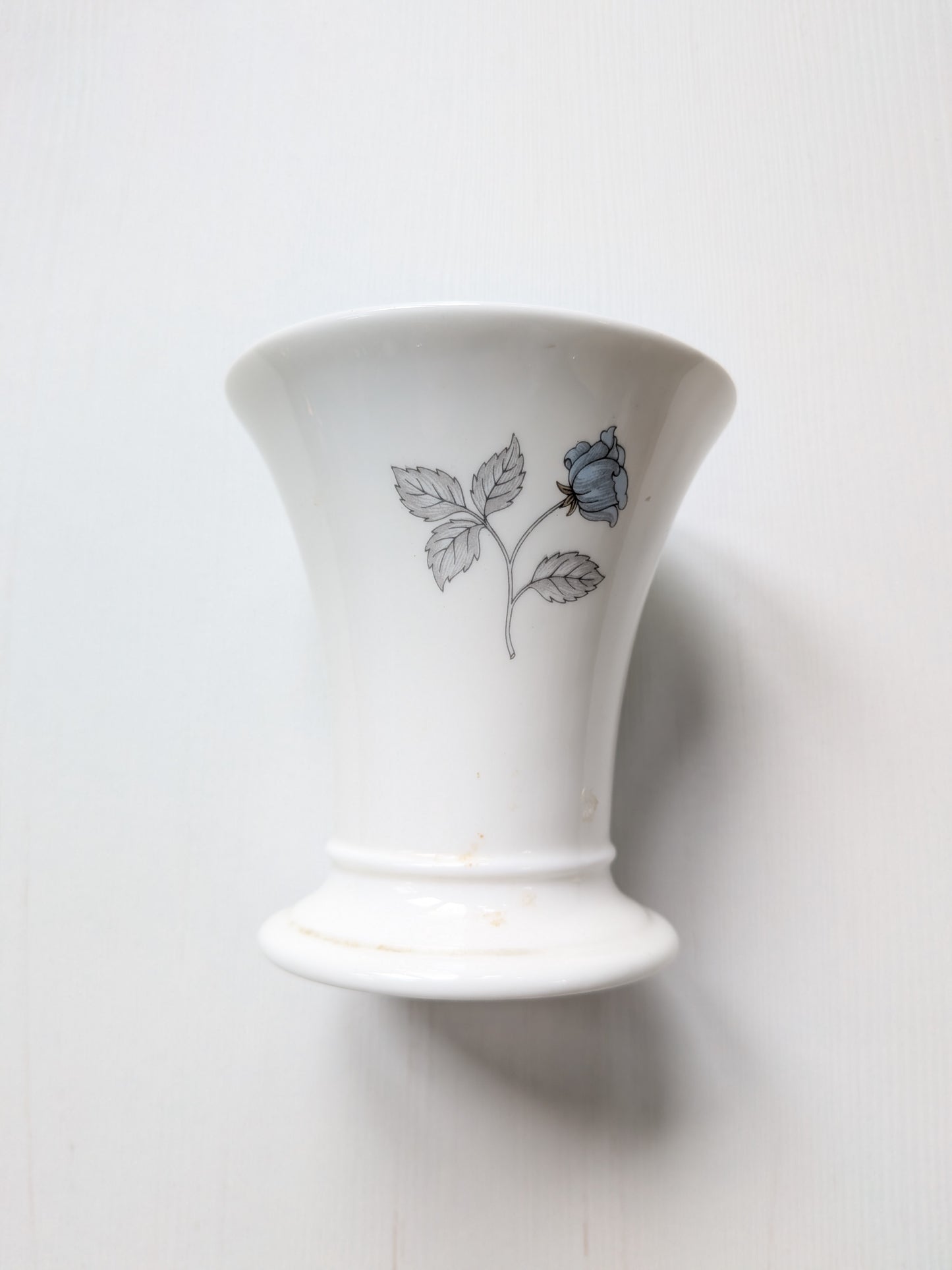 Wedgwood Ice Rose Posy/Short Vase - Bone China, Made in England