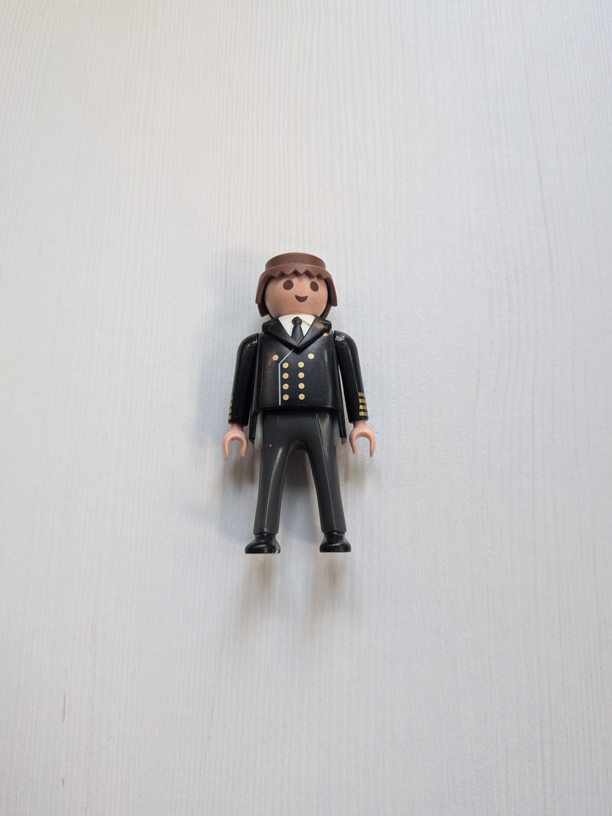 Playmobil Pilot Figure in Suit - Missing Hat