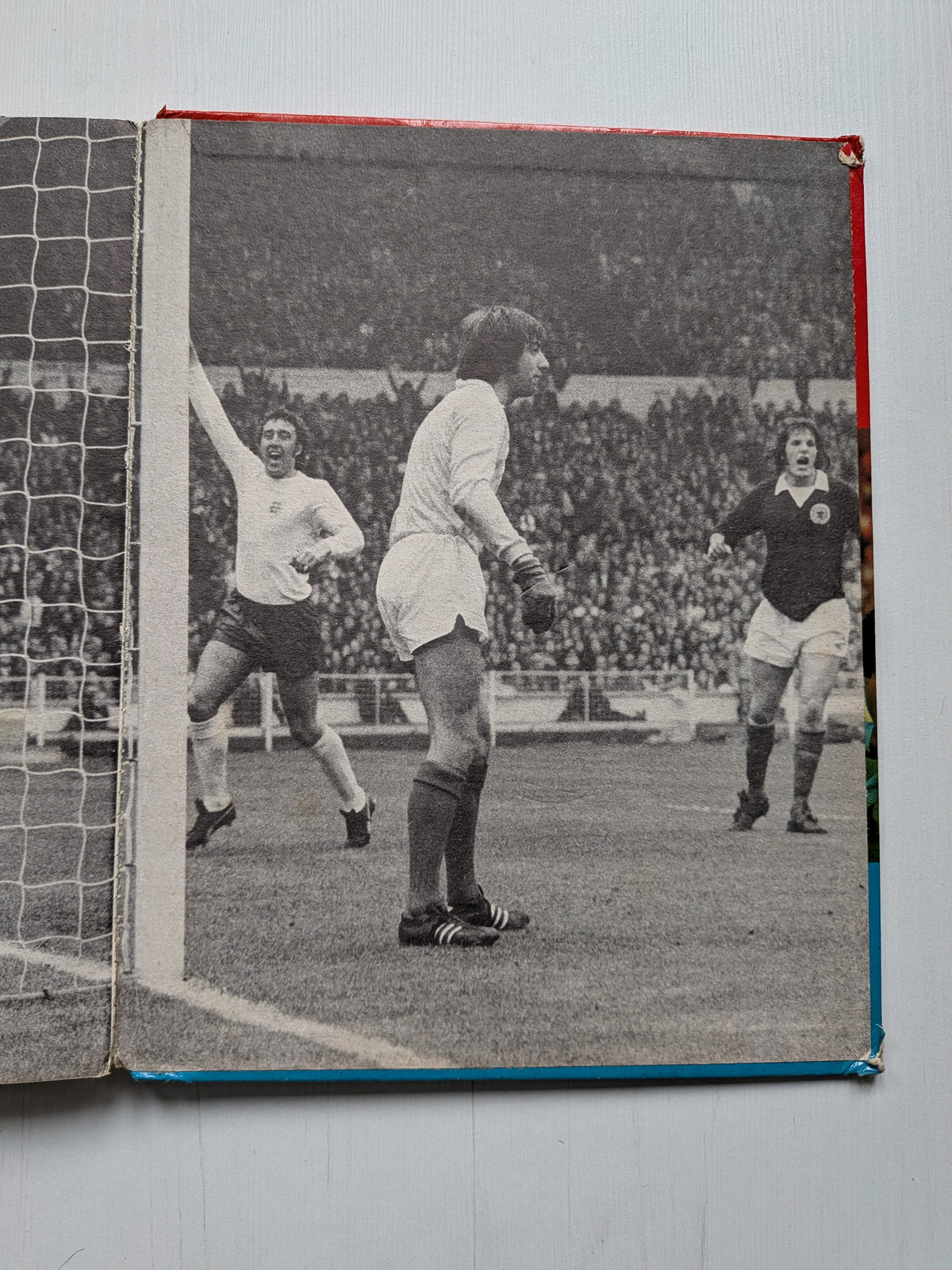 All Stars Football Book 1975 - Edited by Colin Todd - World Distributors