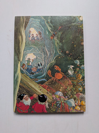 Rupert The Bear Daily Express Annual - 1971 - Beaverbrook Newspapers Ltd
