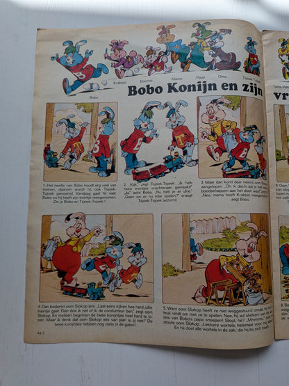 Bobo No. 44 - 23 October-3rd November 1972 - Vintage Dutch Children's Magazine