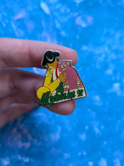 Vintage Feria de la Madeleine Matador Enamel Pin Badge