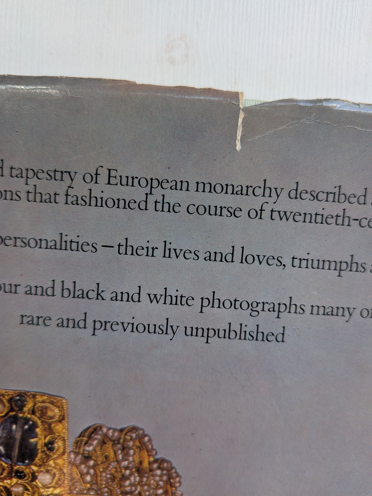 The Royal Families of Europe by Geoffrey Hindley - 1979 - Lyric Books Ltd
