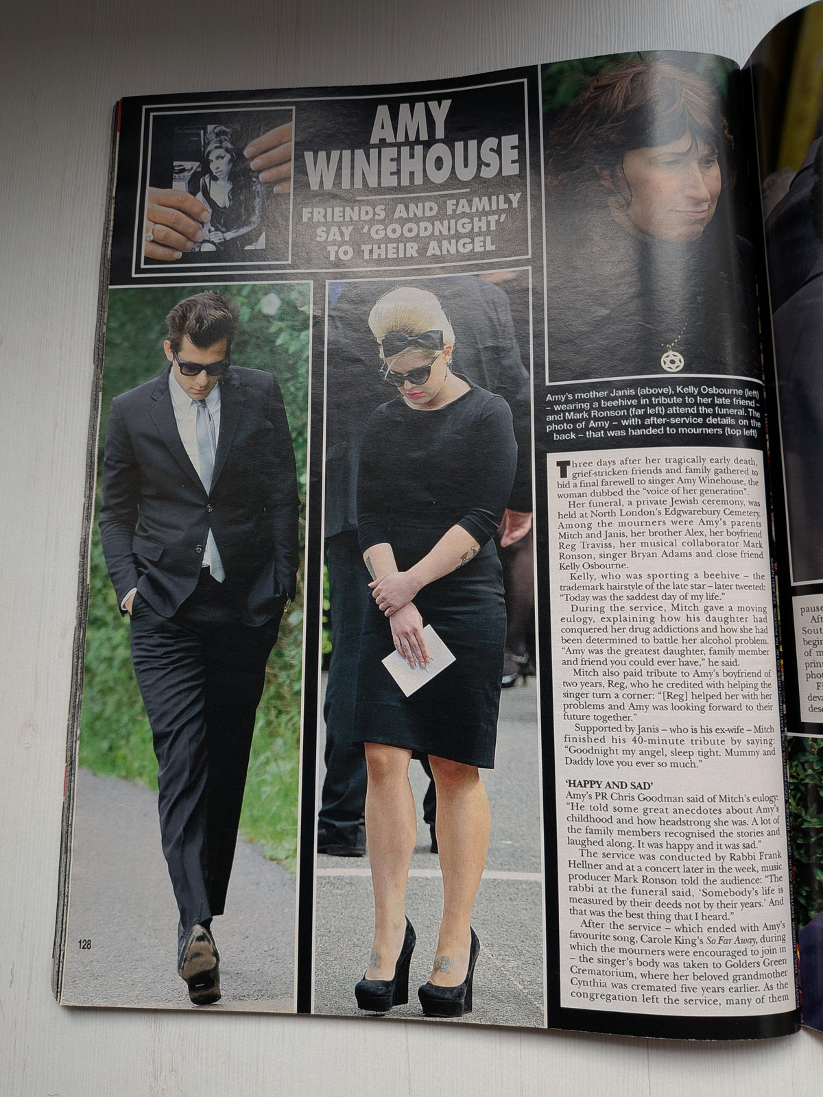 Hello! Magazine No. 1186 8th August 2011 - Zara Phillips/Mike Tindall Wedding